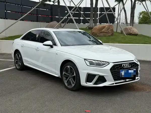 Audi A4L 2021
