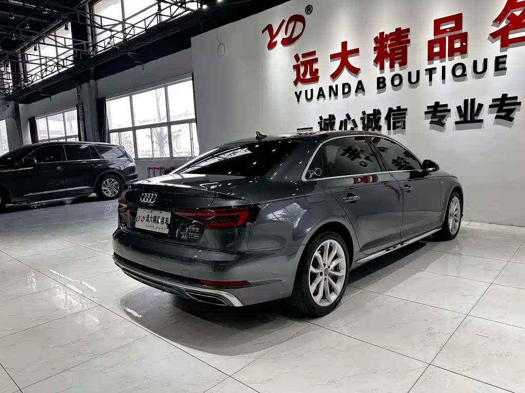 Audi A4L 2020 — фото 19