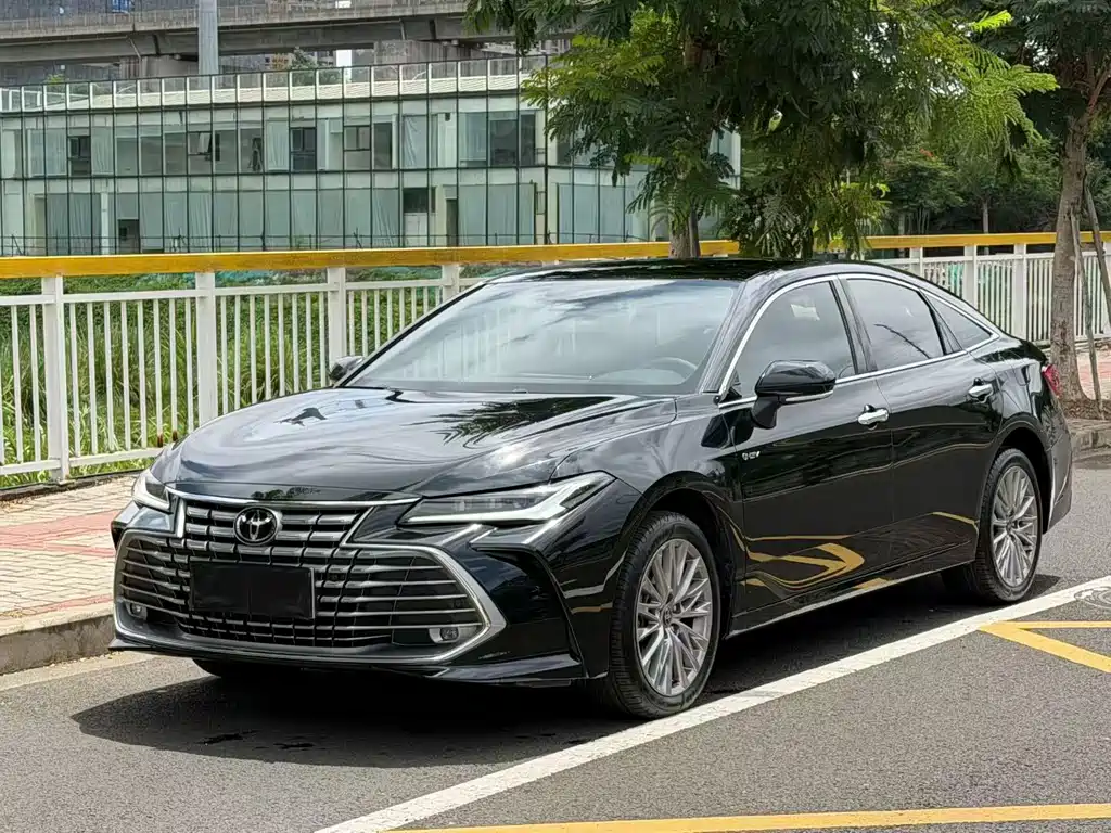 Toyota Avalon 2026 — фото 1