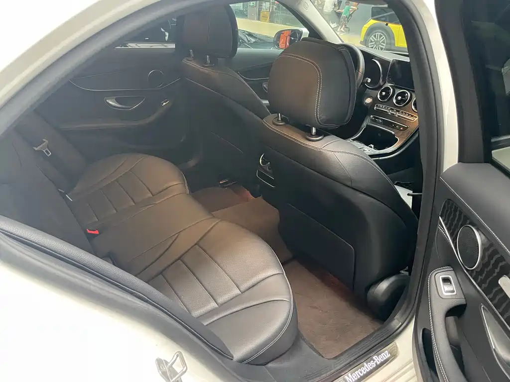 Mercedes-Benz C-Class 2019