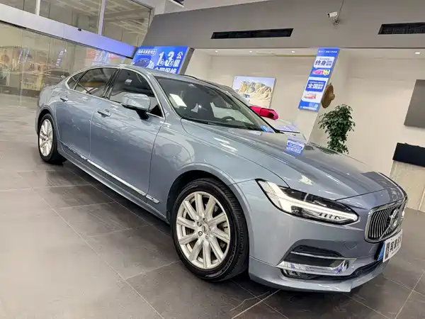 Volvo S90 2020