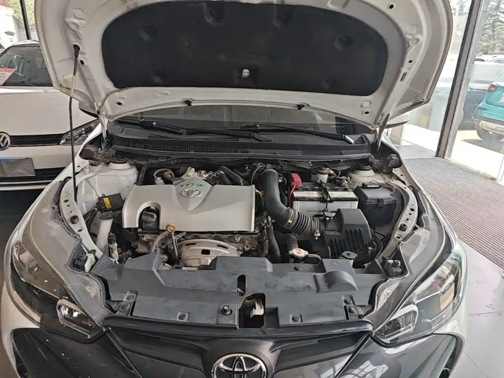 Toyota Yaris L 2020 — фото 20