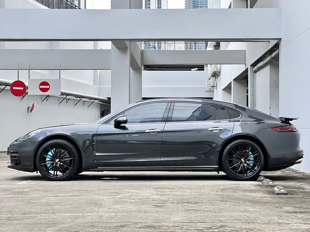 Porsche Panamera 2018 — фото 3