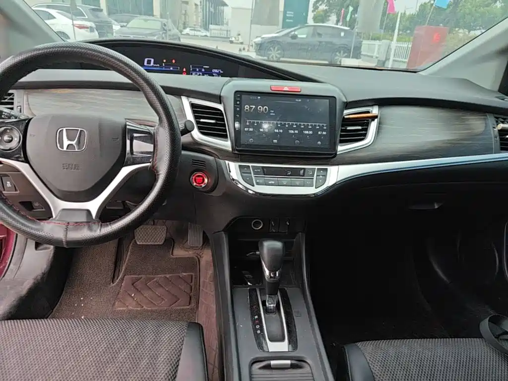 Honda Jade 2019 — фото 13