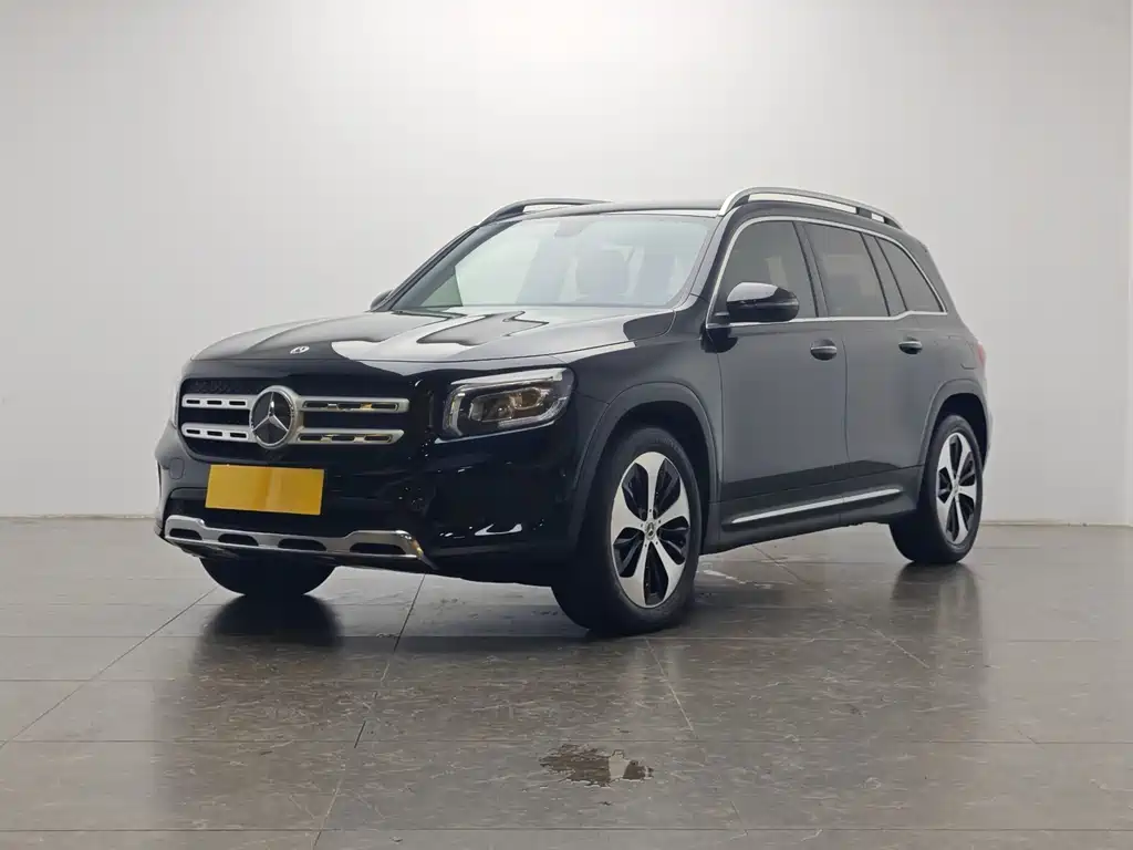 Mercedes-Benz GLB 2023