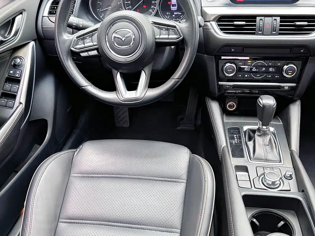 Mazda Atenza 2018