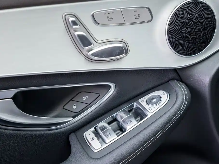 Mercedes-Benz GLC 2021 — фото 16