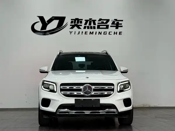 Mercedes-Benz GLB 2021