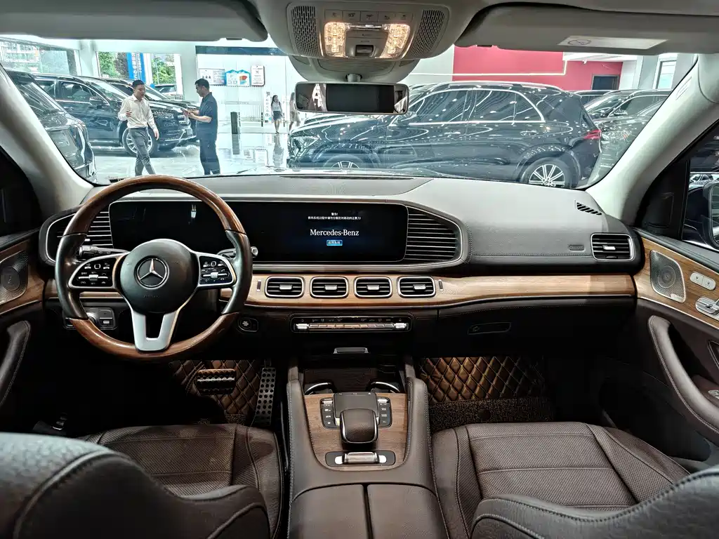Mercedes-Benz GLS 2020 — фото 10
