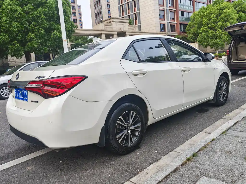 Toyota Levin 2017 — фото 4