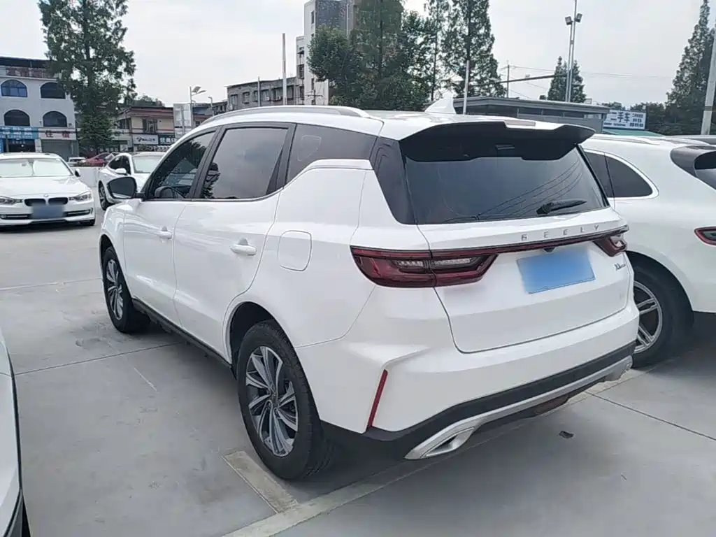 Geely Vision X6 2021