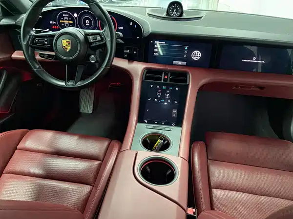 Porsche Taycan 2020