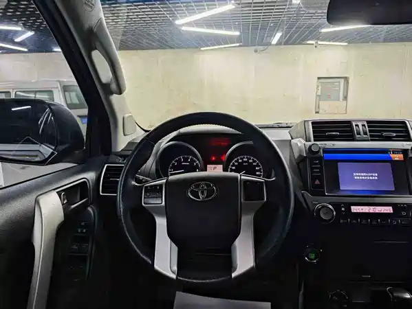 Toyota Prado 2017