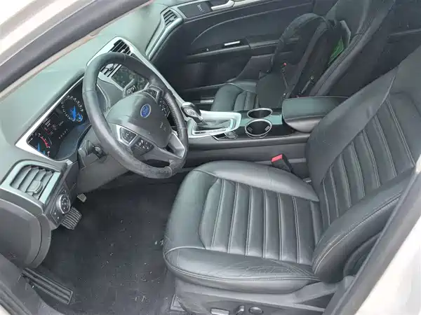 Ford Mondeo 2013