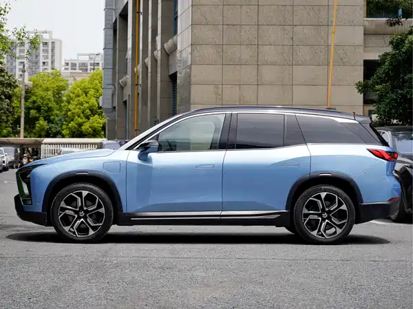NIO ES8 2018