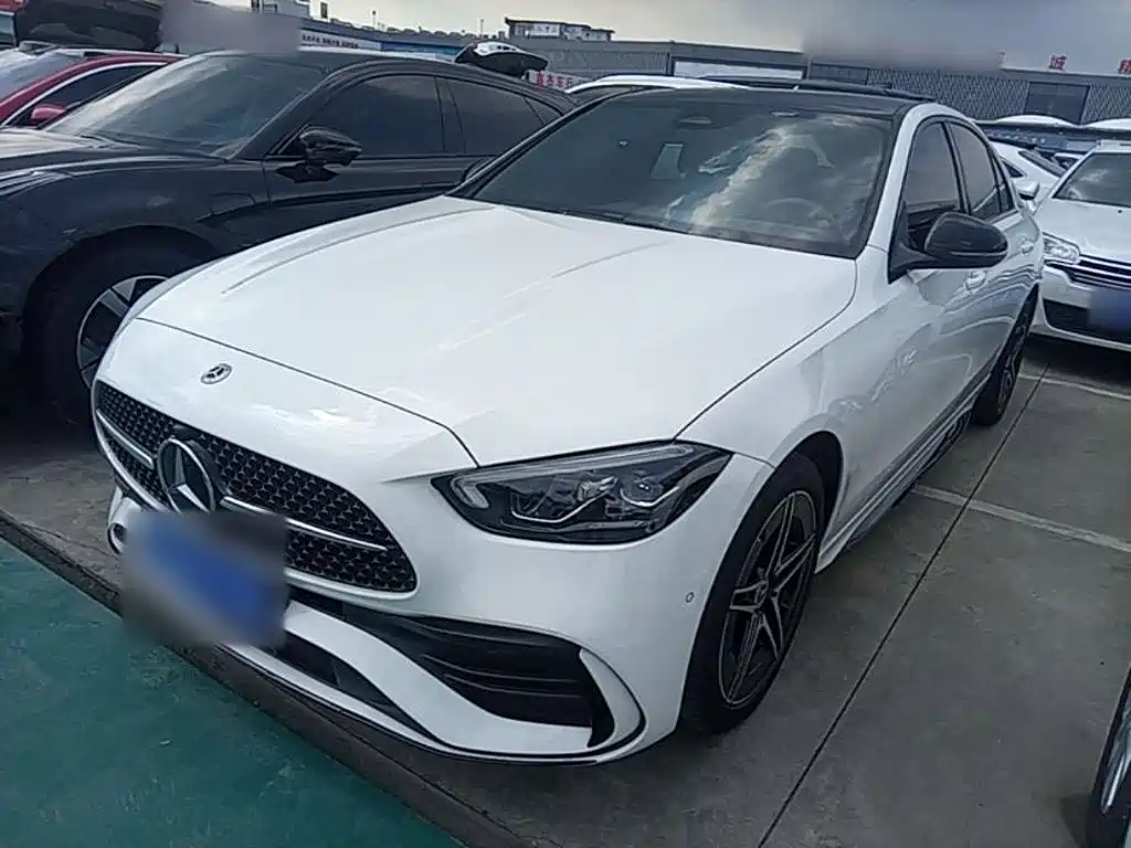 Mercedes-Benz C-Class 2024