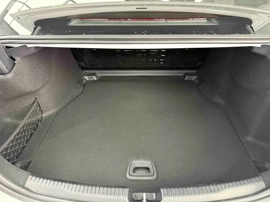 Mercedes-Benz C-Class 2023 — фото 11