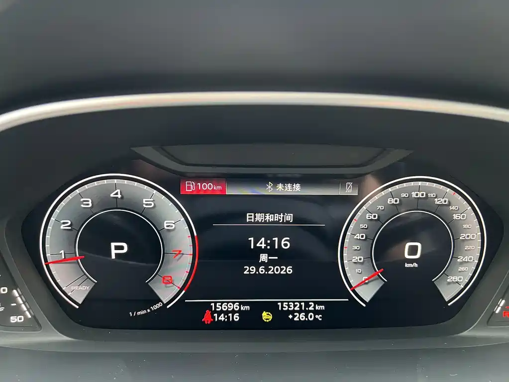 Audi Q3 2023 — фото 15