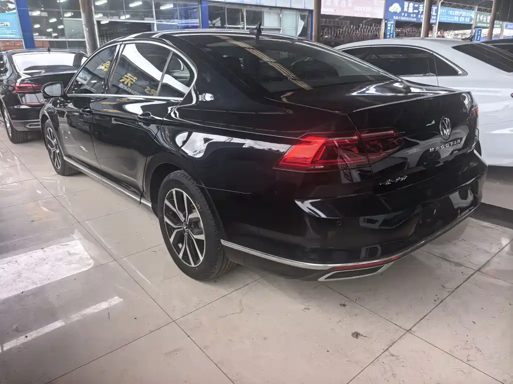 Volkswagen Magotan 2021