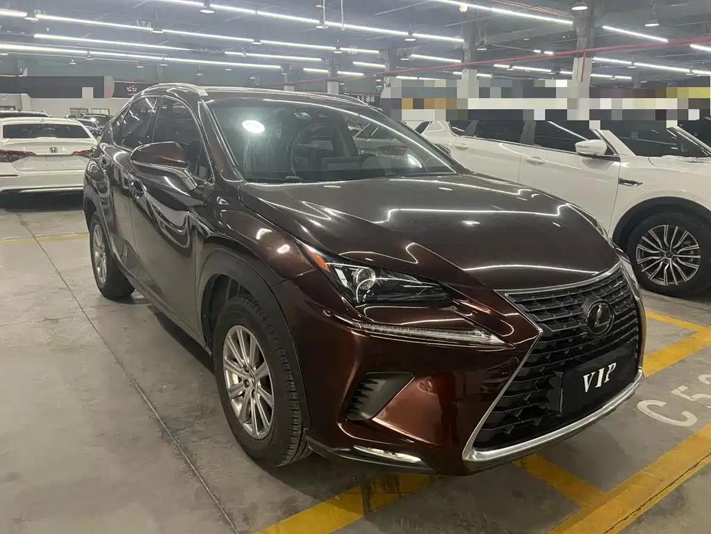 Lexus NX 2018