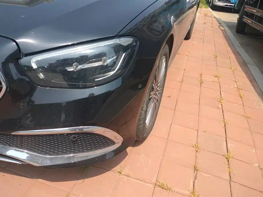 Mercedes-Benz E-Class 2021