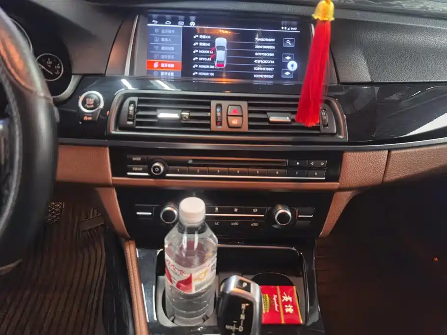 BMW 5 Series 2014 — фото 13