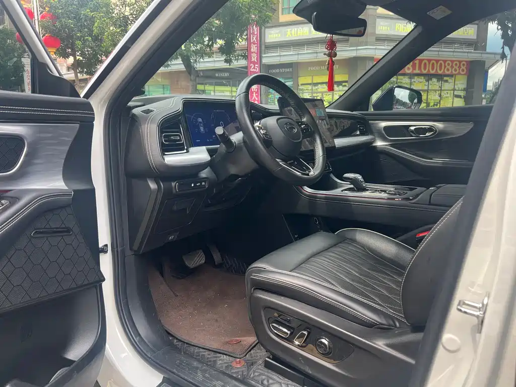 GAC Trumpchi GS8 2023 — фото 10