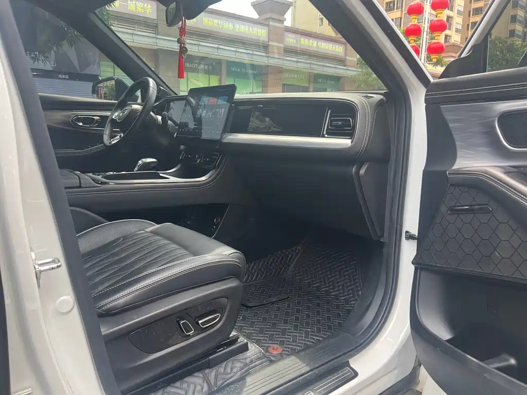 GAC Trumpchi GS8 2023 — фото 13
