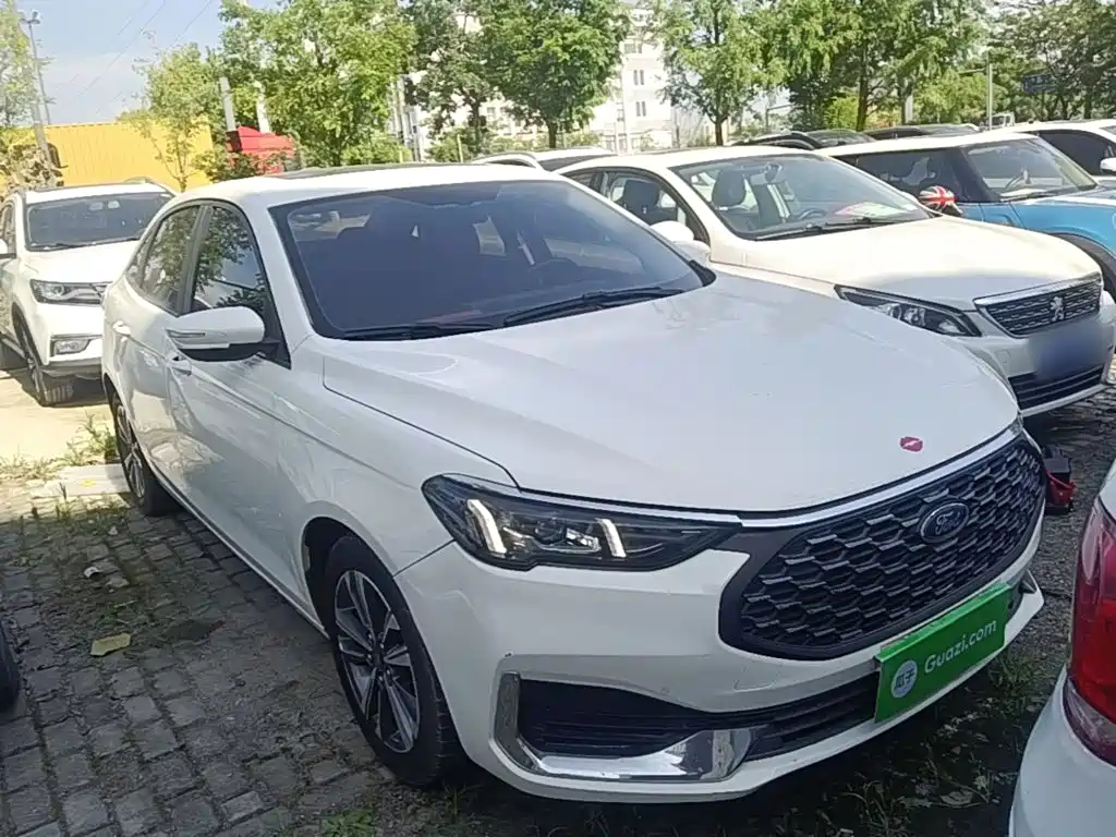 Ford Escort 2021