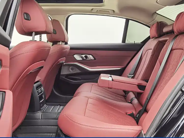 BMW 3 Series 2024