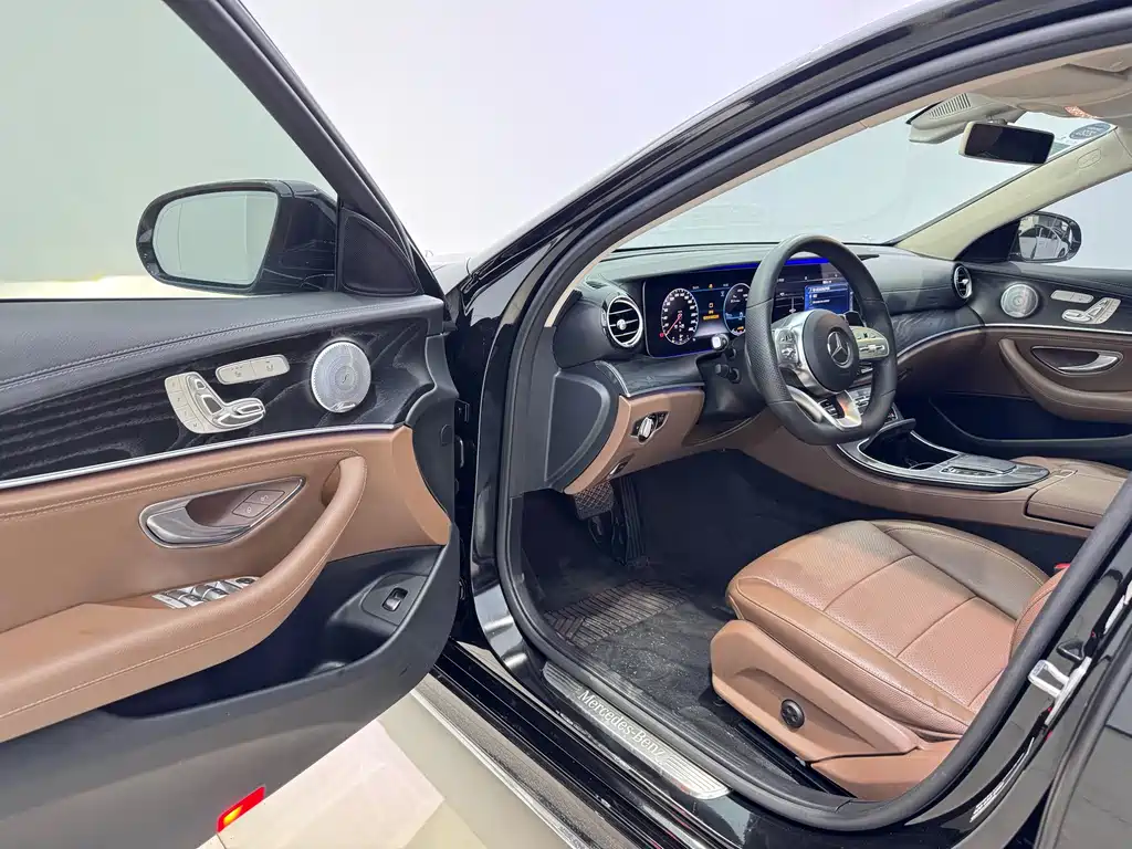 Mercedes-Benz E-Class 2020 — фото 4