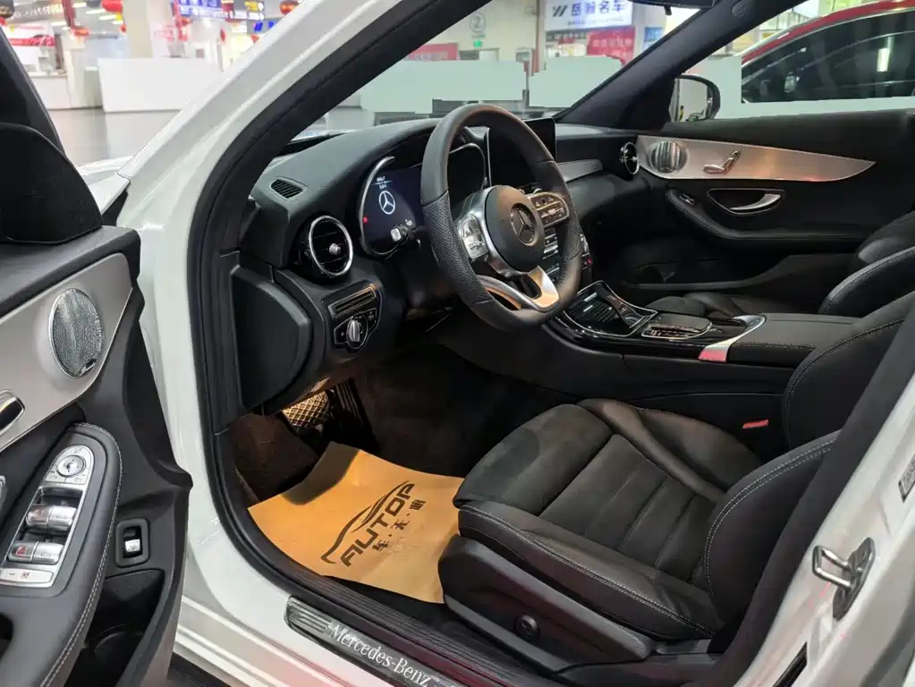 Mercedes-Benz C-Class 2020 — фото 6