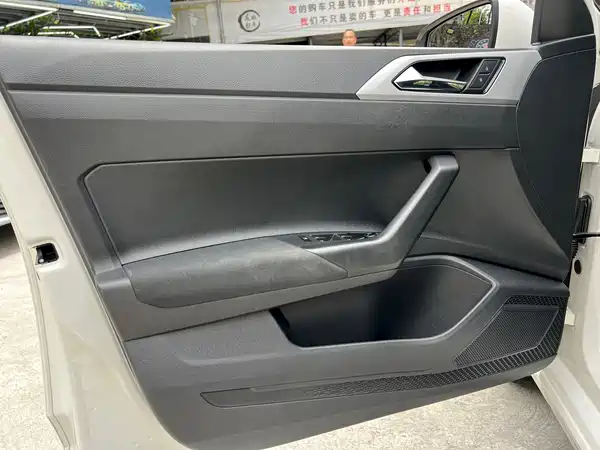 Volkswagen Polo 2023