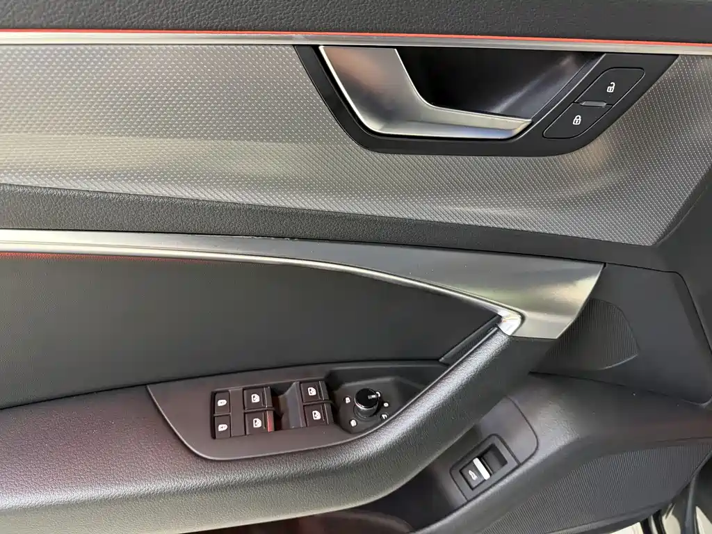 Audi A6L 2022 — фото 16