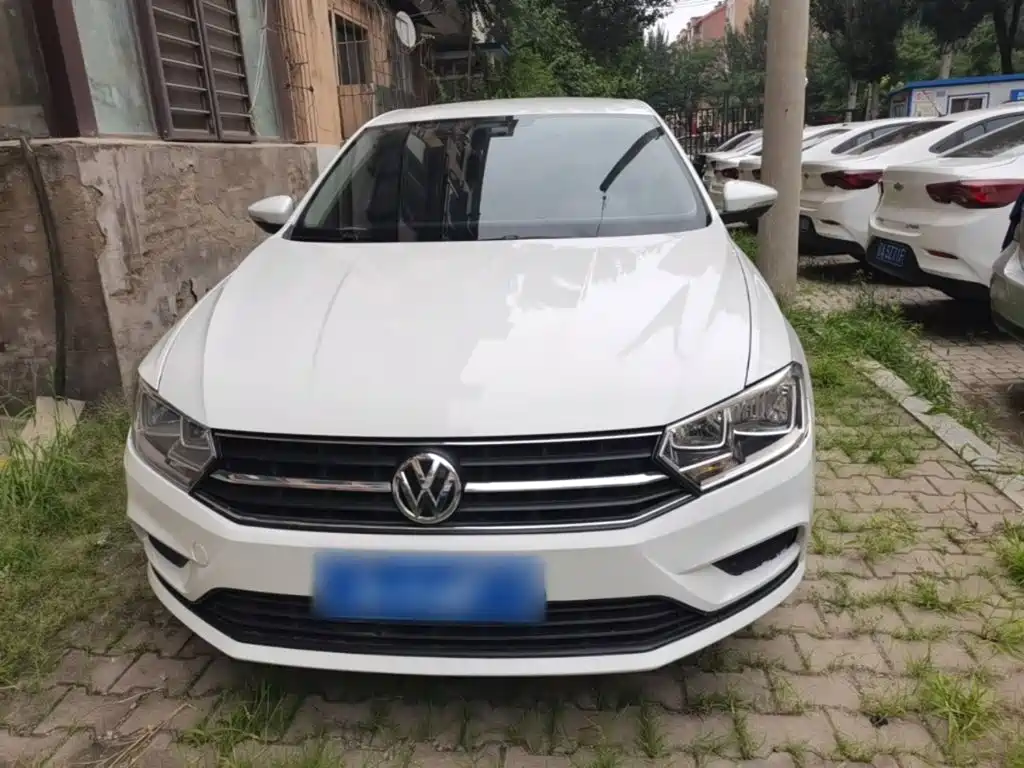 Volkswagen Bora 2021