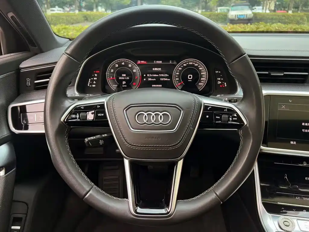 Audi A6L 2024 — фото 14