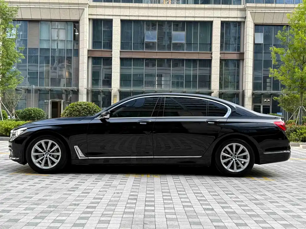 BMW 7 Series 2017