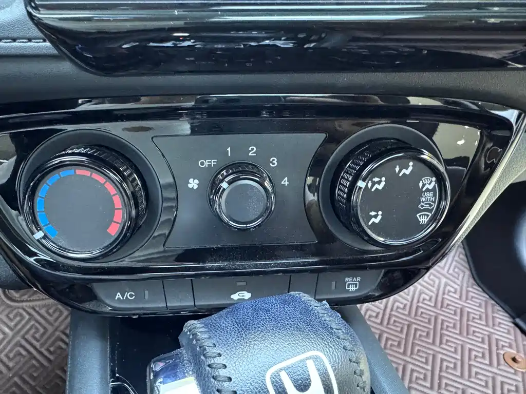 Honda Vezel 2022 — фото 16