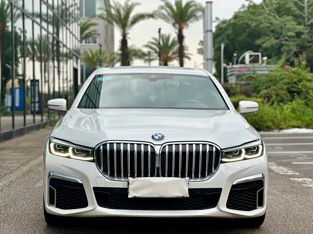 BMW 7 Series 2020 — фото 2