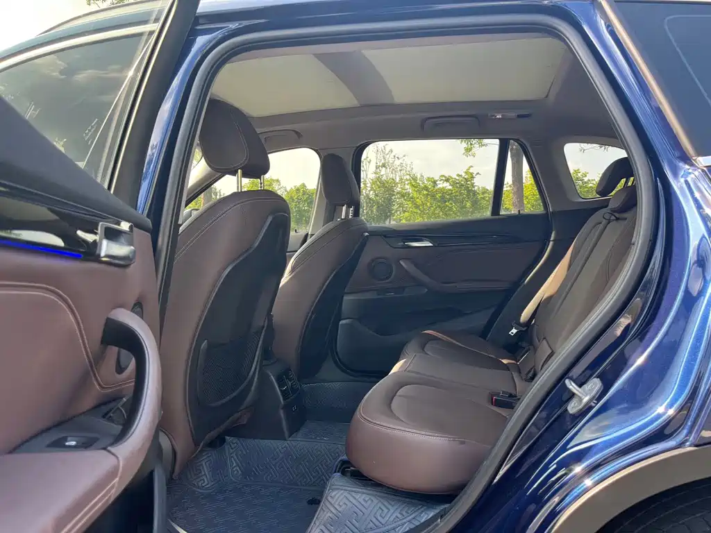 BMW X1 2020 — фото 11