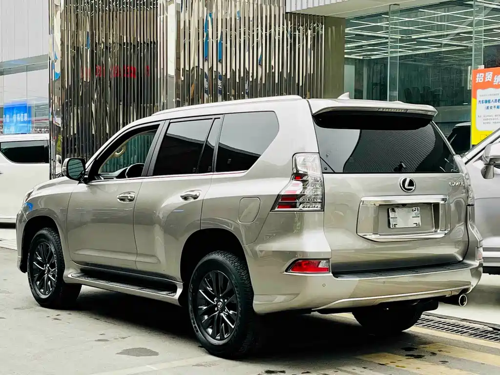 Lexus GX 2023 — фото 5
