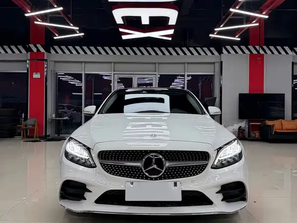 Mercedes-Benz C-Class 2020