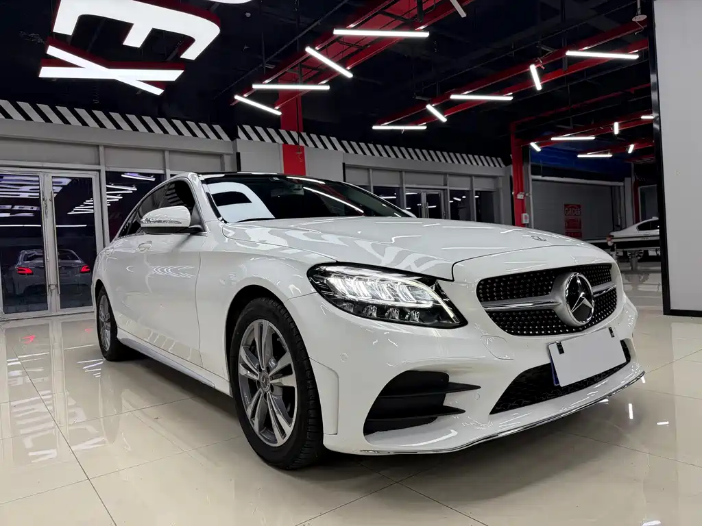 Mercedes-Benz C-Class 2020 — фото 10