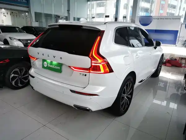Volvo XC60 2021