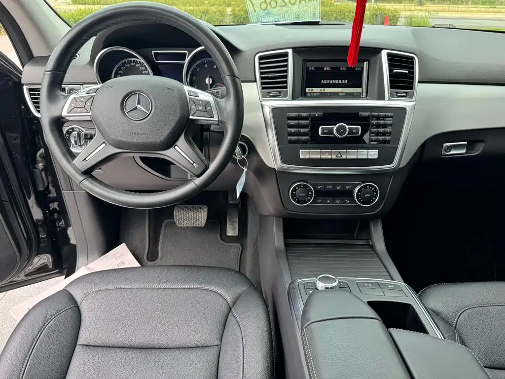 Mercedes-Benz M-Class 2015 — фото 5