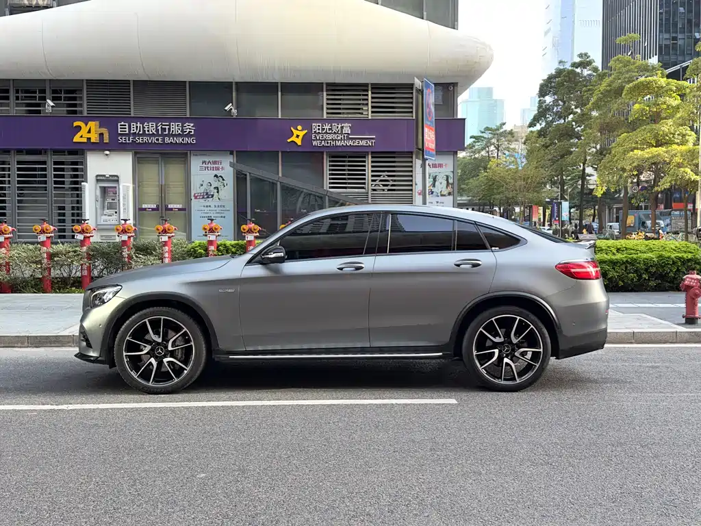 Mercedes-Benz GLC Coupe AMG 2018 — фото 23