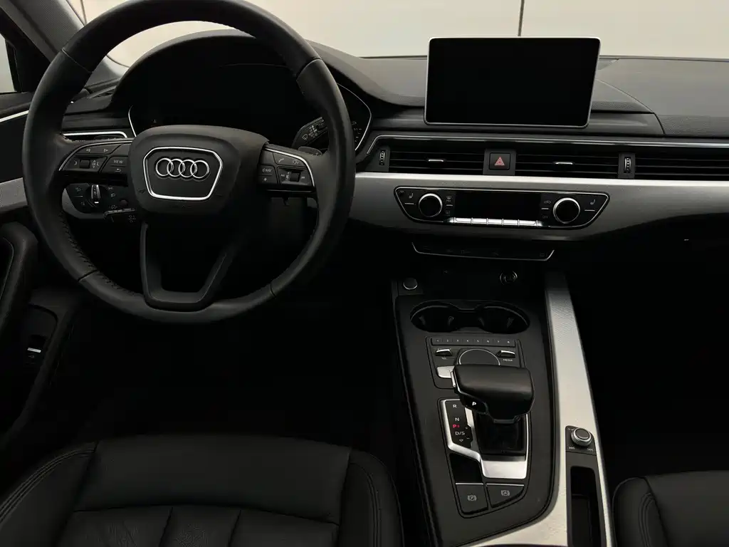Audi A4 2020 — фото 12