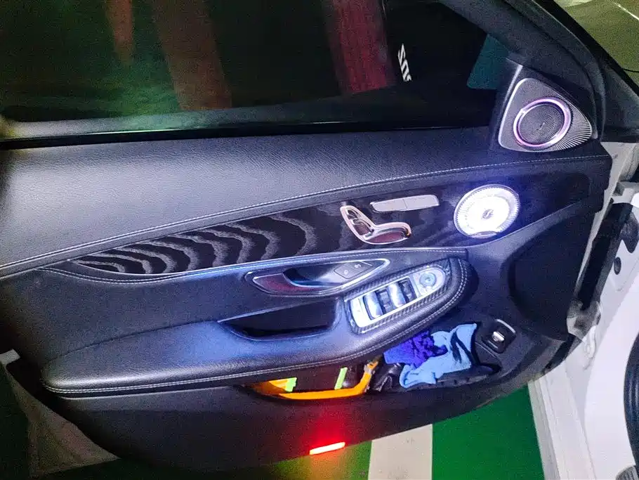Mercedes-Benz C-Class 2019