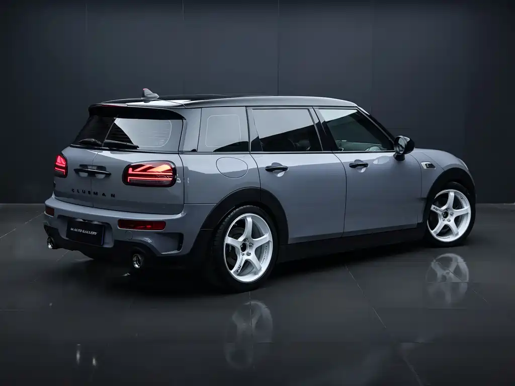 MINI Clubman 2017 — фото 5