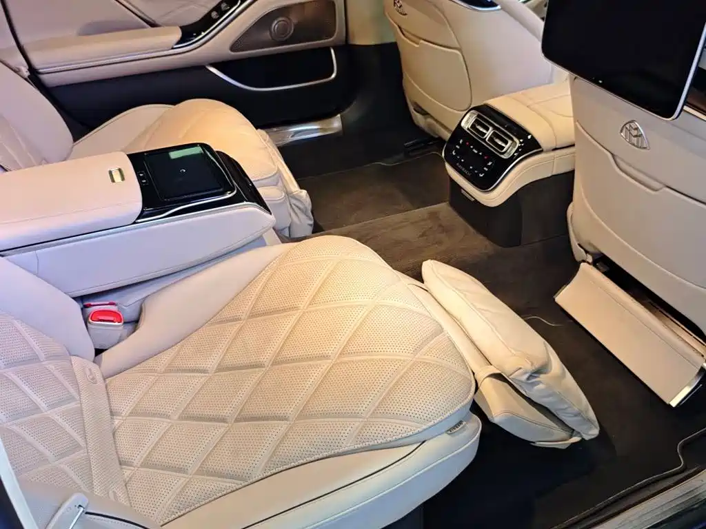 Mercedes-Benz Maybach S-Class 2023